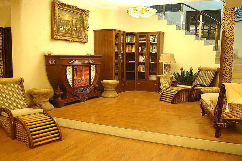 East Bourne Resort Shimla Bagian luar foto